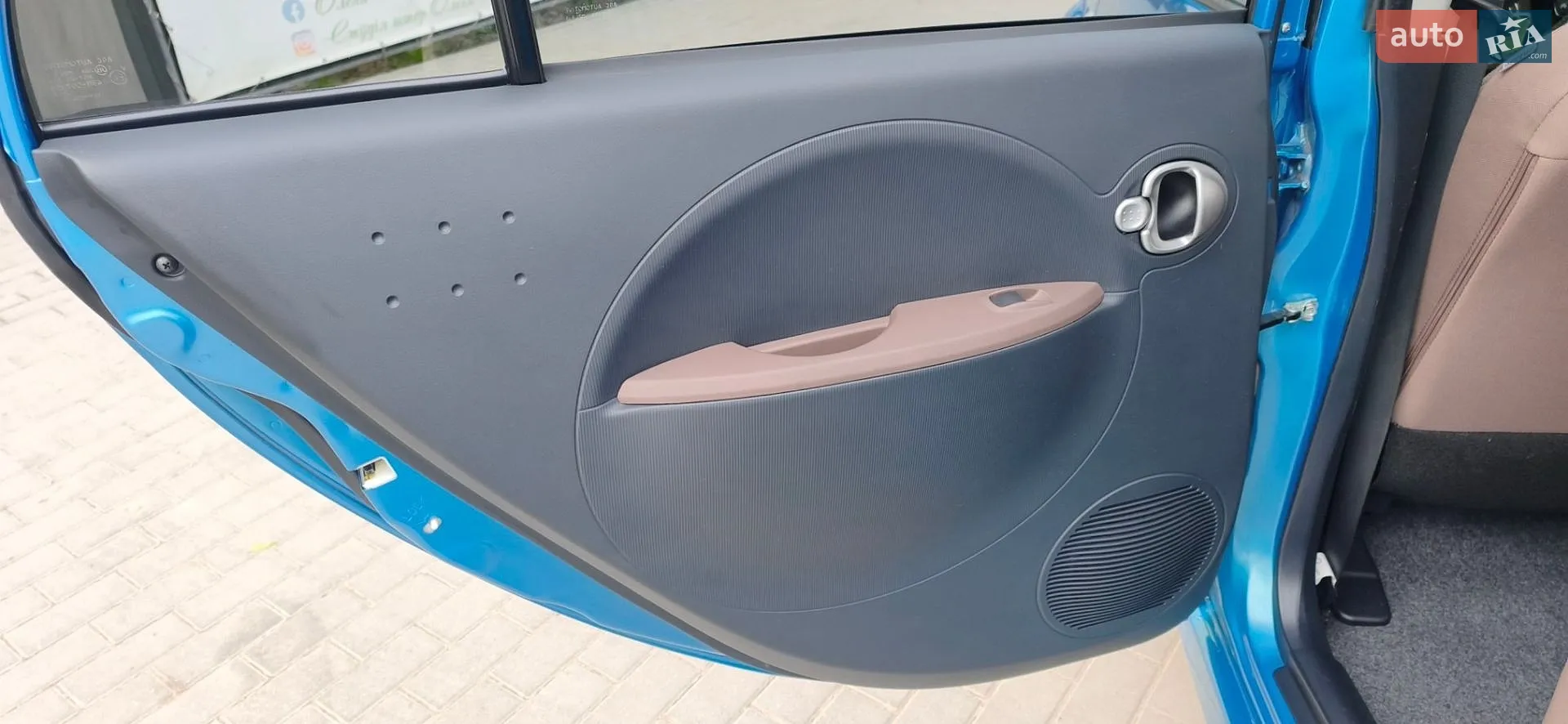 2015 Citroen C-ZERO - мініатюра 40