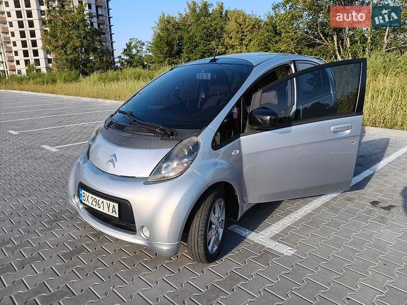 Хетчбек Citroen C-Zero 2011 в Хмельницькому