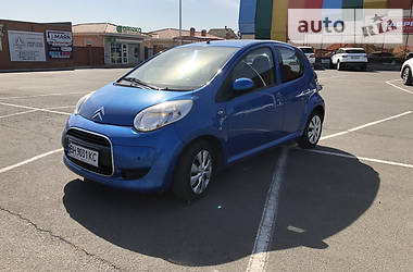 Хетчбек Citroen C1 2011 в 