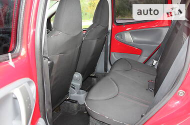 Хэтчбек Citroen C1 2011 в 