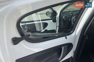 Хэтчбек Citroen C1 2013 в 