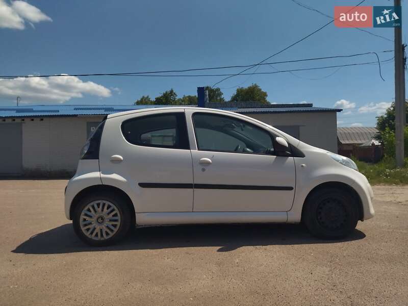 Хэтчбек Citroen C1 2009 в Фастове