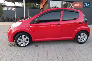Хэтчбек Citroen C1 2012 в 