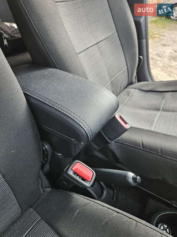 Хэтчбек Citroen C1 2012 в Виннице