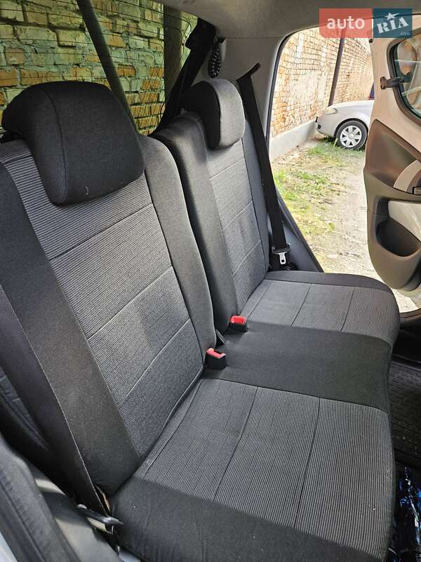 Хэтчбек Citroen C1 2012 в Виннице