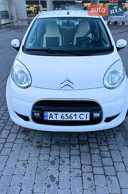 Хэтчбек Citroen C1 2009 в 