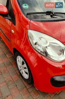 Хетчбек Citroen C1 2008 в 