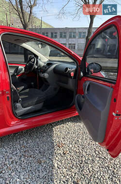 Хетчбек Citroen C1 2010 в 
