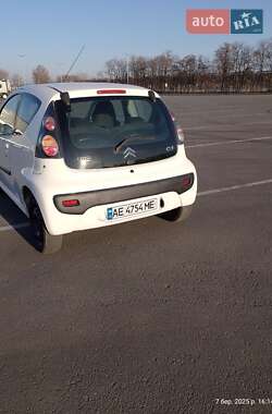 Хэтчбек Citroen C1 2008 в 