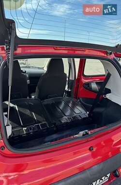 Хэтчбек Citroen C1 2013 в 