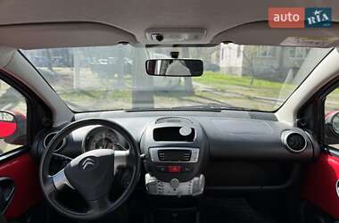 Хэтчбек Citroen C1 2013 в 