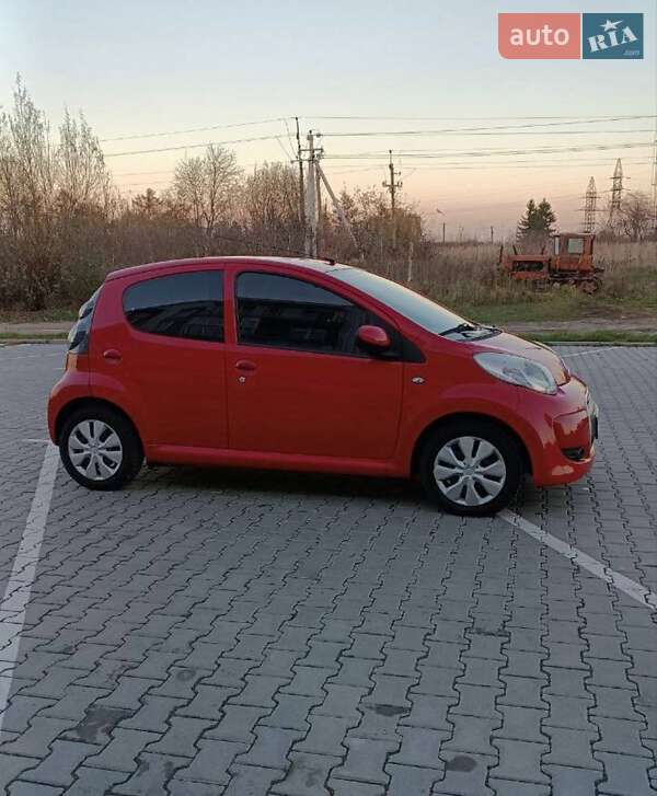 Хетчбек Citroen C1 2011 в Винниках