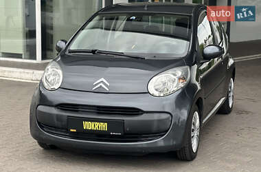 Хэтчбек Citroen C1 2006 в 