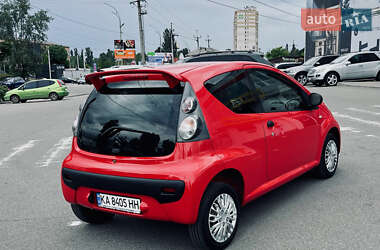Хэтчбек Citroen C1 2007 в 