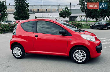 Хэтчбек Citroen C1 2007 в 