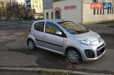 Хэтчбек Citroen C1 2012 в 