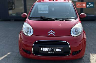 Хэтчбек Citroen C1 2011 в 