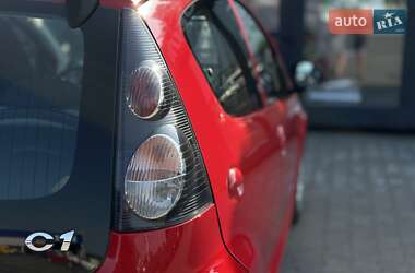 Хэтчбек Citroen C1 2011 в 