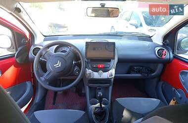 Хэтчбек Citroen C1 2008 в 