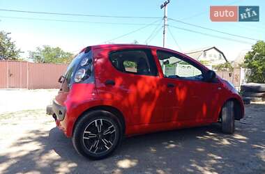 Хэтчбек Citroen C1 2008 в 
