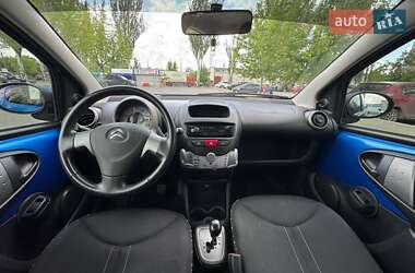 Хэтчбек Citroen C1 2013 в 