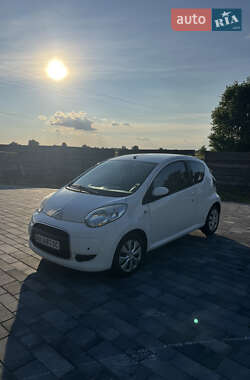 Хэтчбек Citroen C1 2011 в 