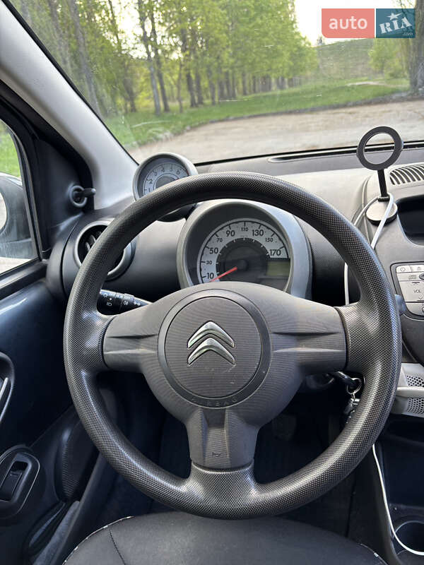Хетчбек Citroen C1 2012 в Чернігові