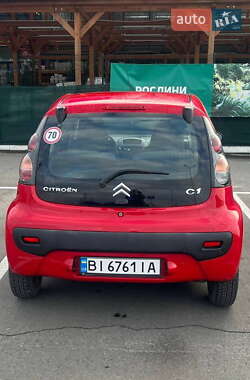 Хэтчбек Citroen C1 2011 в 