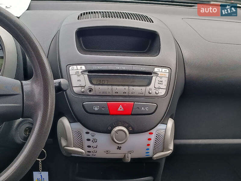 Хэтчбек Citroen C1 2012 в Харькове