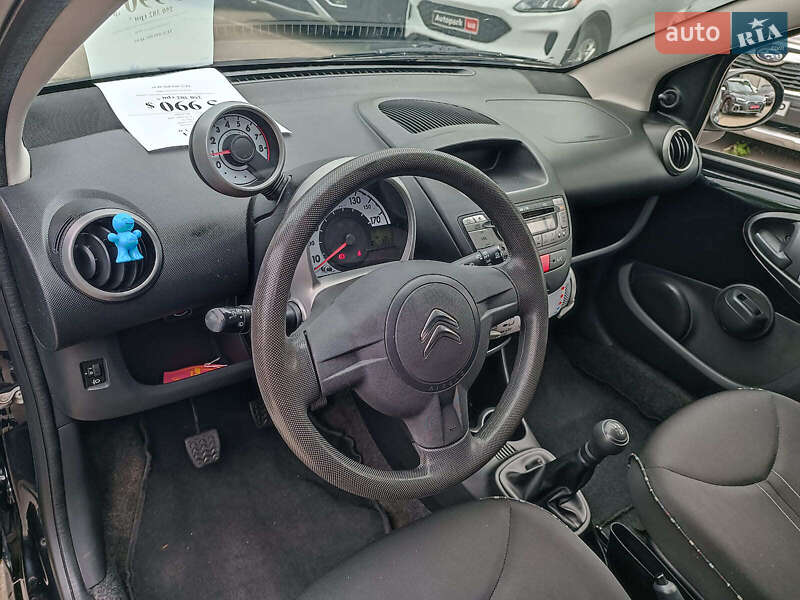 Хэтчбек Citroen C1 2012 в Харькове