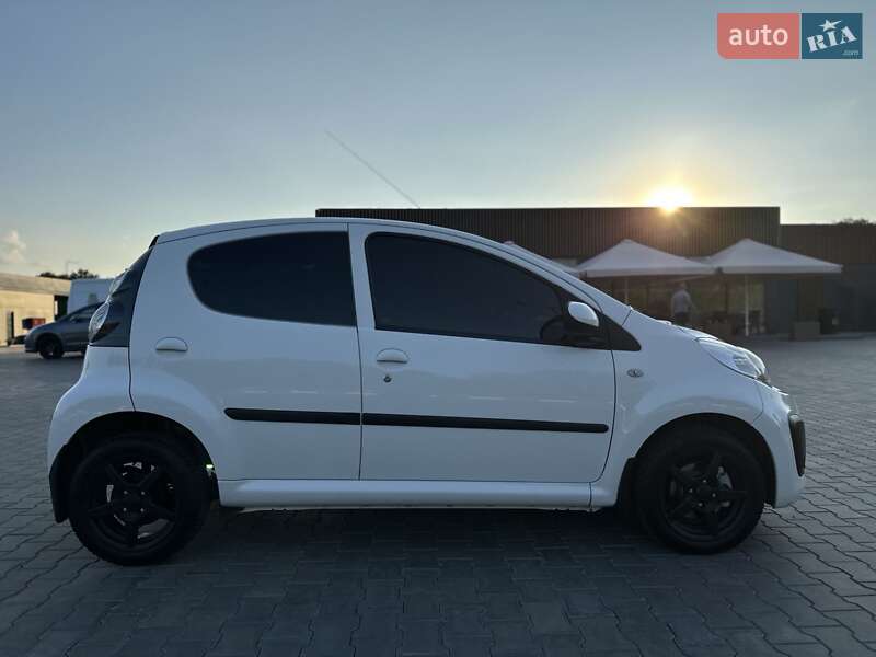 Хэтчбек Citroen C1 2014 в Желтых Водах фото 6 Хэтчбек Citroen C1 2014 в Желтых Водах