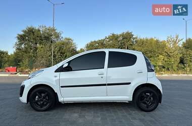 Хэтчбек Citroen C1 2014 в 
