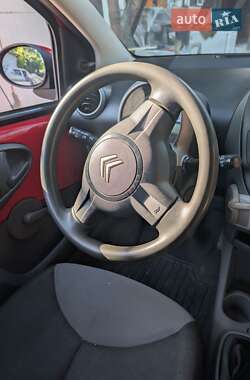Хэтчбек Citroen C1 2006 в 