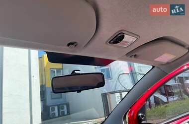 Хэтчбек Citroen C1 2011 в 