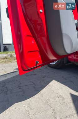 Хэтчбек Citroen C1 2011 в 