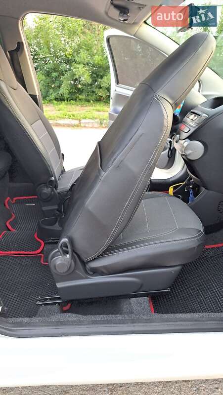 Хетчбек Citroen C1 2012 в Хмельницькому
