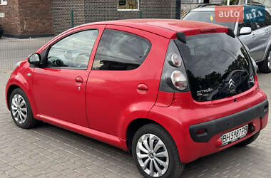 Хэтчбек Citroen C1 2013 в 