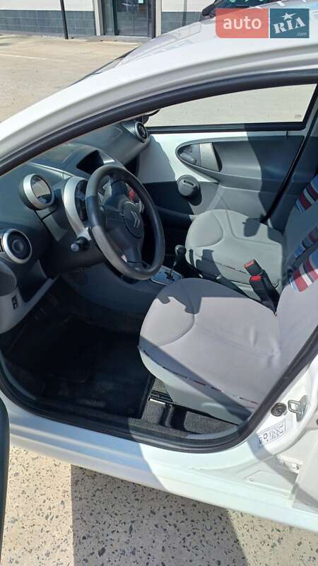 Хэтчбек Citroen C1 2012 в Ужгороде фото 2 Хэтчбек Citroen C1 2012 в Ужгороде