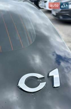 Хэтчбек Citroen C1 2009 в 