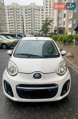 Хэтчбек Citroen C1 2013 в Киеве