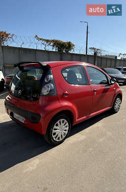 Хэтчбек Citroen C1 2012 в 