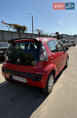 Хэтчбек Citroen C1 2012 в 