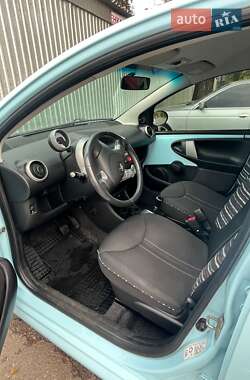 Хэтчбек Citroen C1 2012 в 