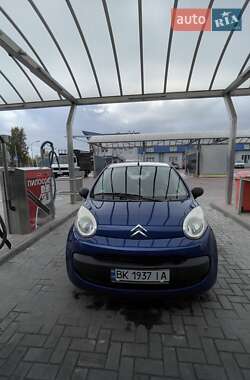 Хетчбек Citroen C1 2008 в  фото 2 Хетчбек Citroen C1 2008 в