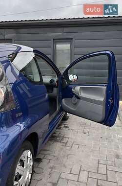 Хетчбек Citroen C1 2008 в  фото 11 Хетчбек Citroen C1 2008 в