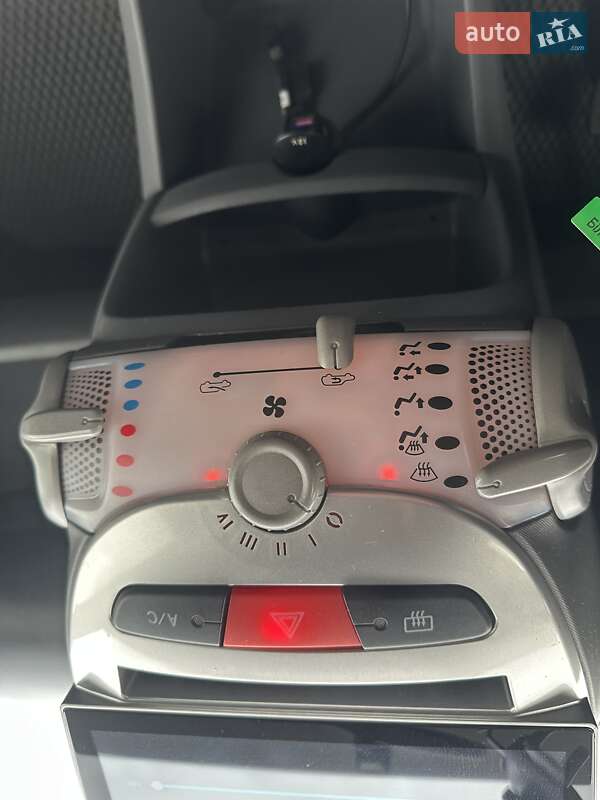 Хетчбек Citroen C1 2011 в Білогородці фото 25 Хетчбек Citroen C1 2011 в Білогородці