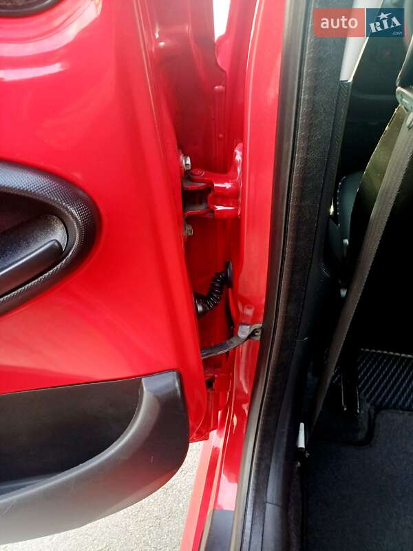 Хетчбек Citroen C1 2012 в Києві