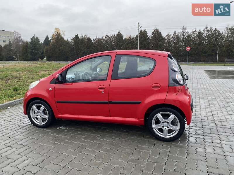 Хетчбек Citroen C1 2011 в Пустомитах