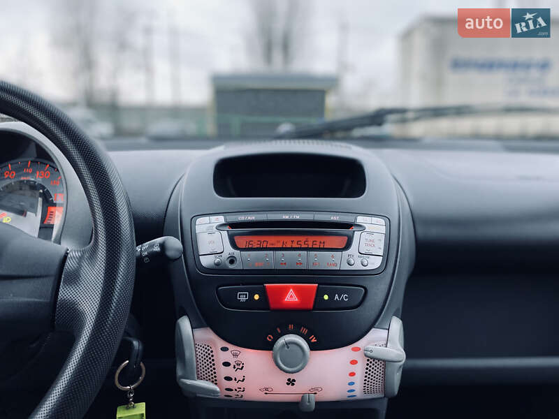 Хэтчбек Citroen C1 2011 в Киеве фото 18 Хэтчбек Citroen C1 2011 в Киеве