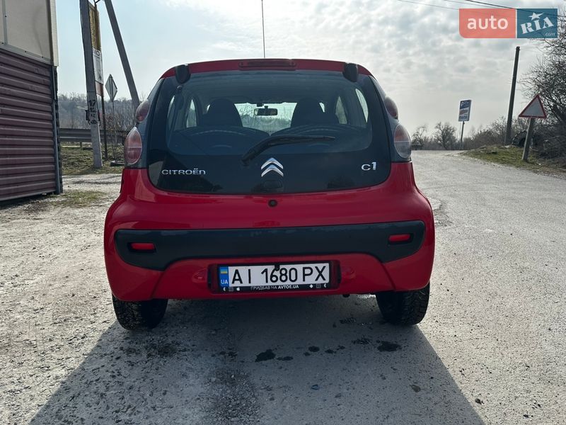 Хэтчбек Citroen C1 2012 в Киеве
